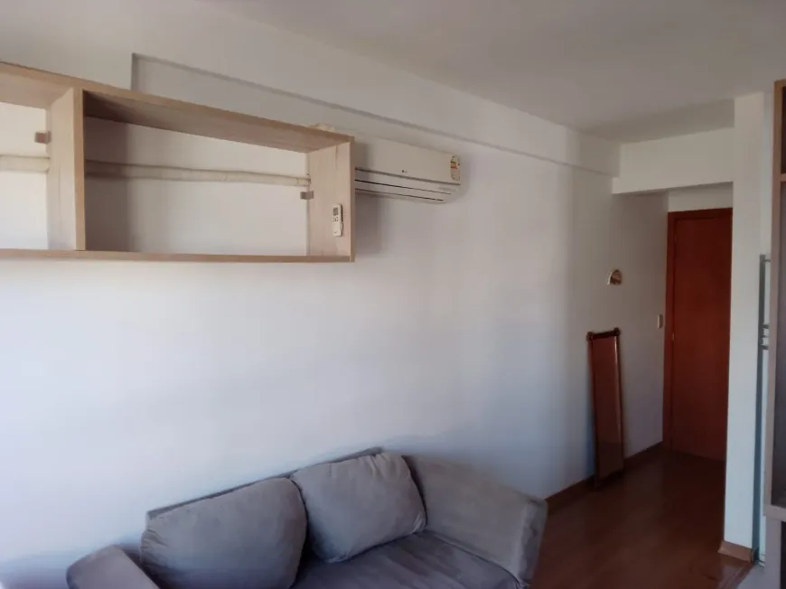 Foto 1 de Apartamento com 1 Quarto para alugar, 36m² em Santana, Porto Alegre