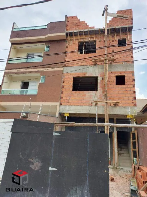 Foto 1 de Sobrado com 3 Quartos à venda, 210m² em Ana Maria, Santo André