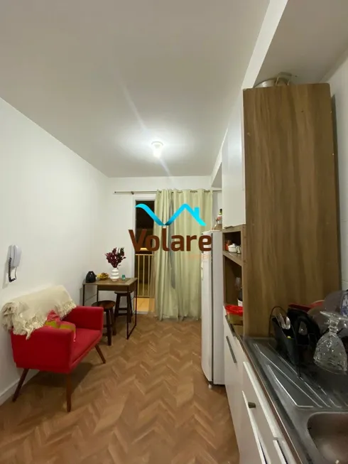 Foto 1 de Kitnet com 1 Quarto à venda, 28m² em Ferreira, São Paulo