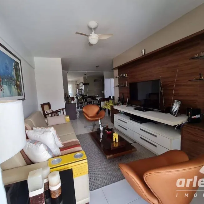 Foto 1 de Apartamento com 4 Quartos à venda, 105m² em Ponta Verde, Maceió