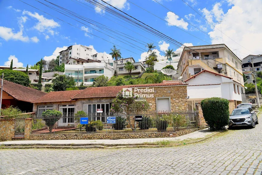 Foto 1 de Casa com 3 Quartos à venda, 263m² em Braunes, Nova Friburgo