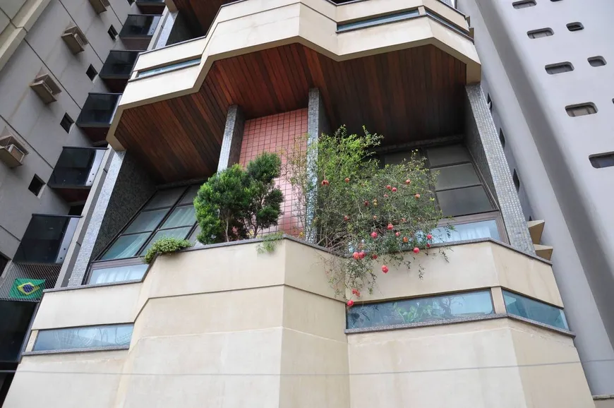 Foto 1 de Apartamento com 1 Quarto para venda ou aluguel, 56m² em Cambuí, Campinas