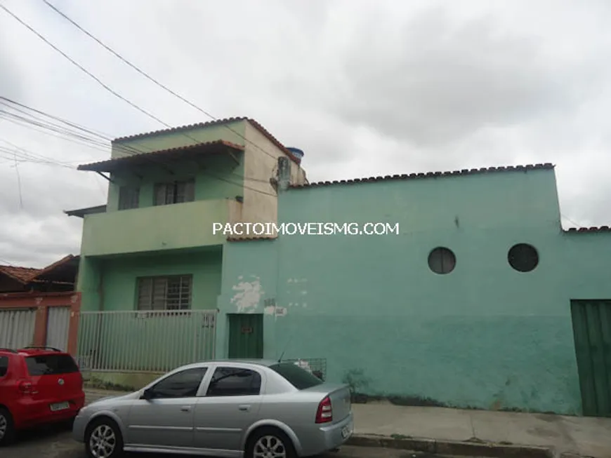 Foto 1 de Lote/Terreno à venda, 360m² em Novo Eldorado, Contagem