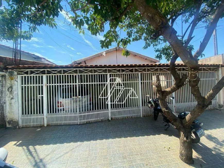 Foto 1 de Casa com 4 Quartos para venda ou aluguel, 180m² em Jardim Santa Antonieta, Marília