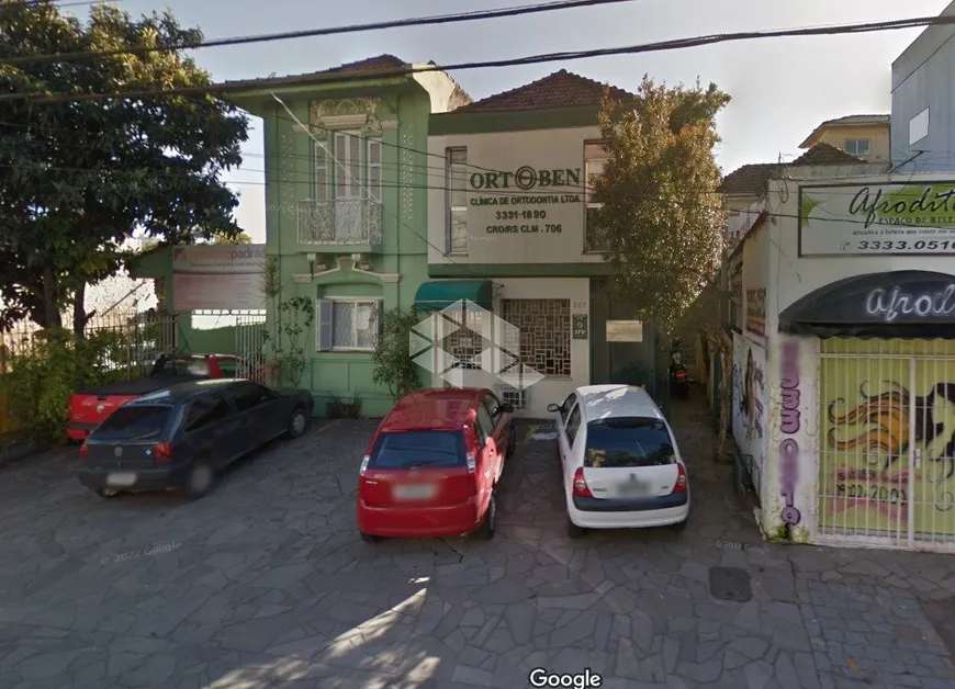 Foto 1 de Lote/Terreno à venda, 165m² em Rio Branco, Porto Alegre