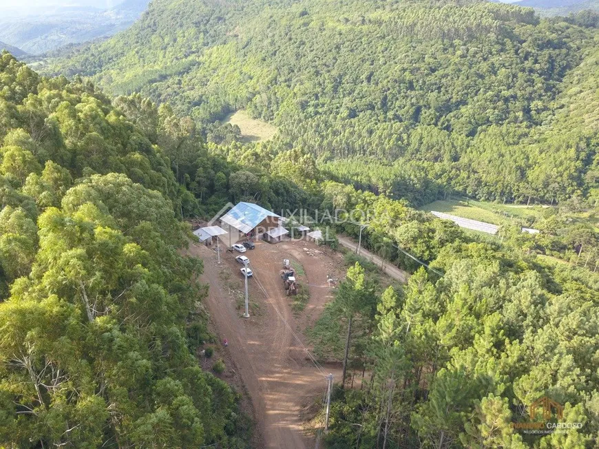 Foto 1 de Lote/Terreno à venda, 2150m² em Linha Avila, Gramado