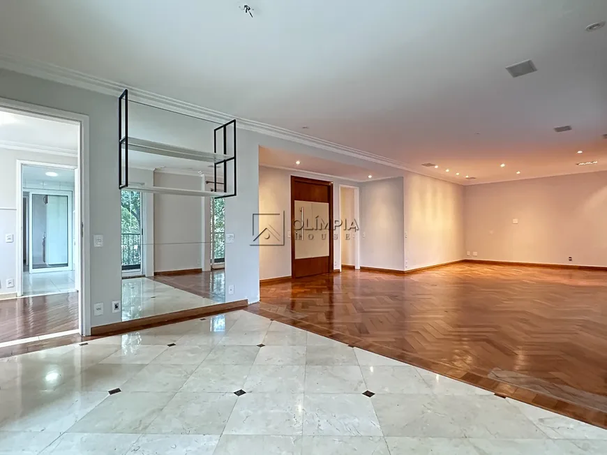 Foto 1 de Apartamento com 3 Quartos para alugar, 226m² em Pinheiros, São Paulo