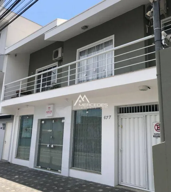 Foto 1 de Casa com 2 Quartos à venda, 120m² em Centro, Itajaí