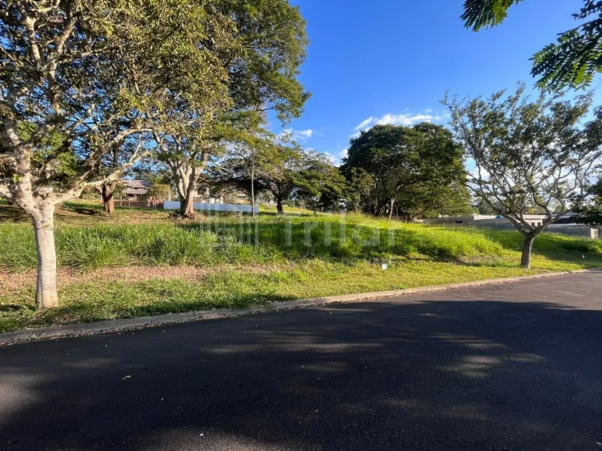 Foto 1 de Lote/Terreno à venda, 1000m² em Tapanhão, Jambeiro