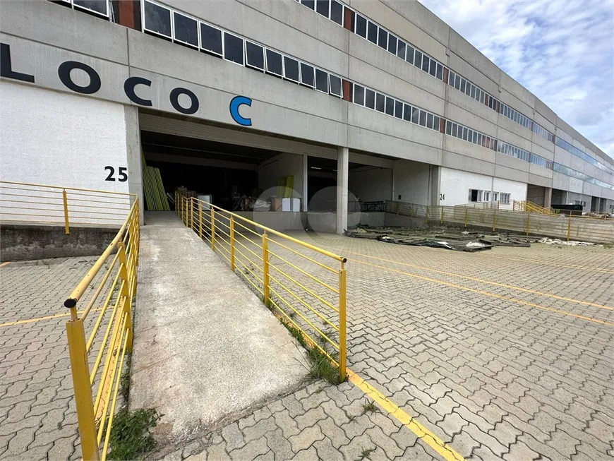 Foto 1 de Galpão/Depósito/Armazém para venda ou aluguel, 2000m² em Chacaras Maringa, Atibaia