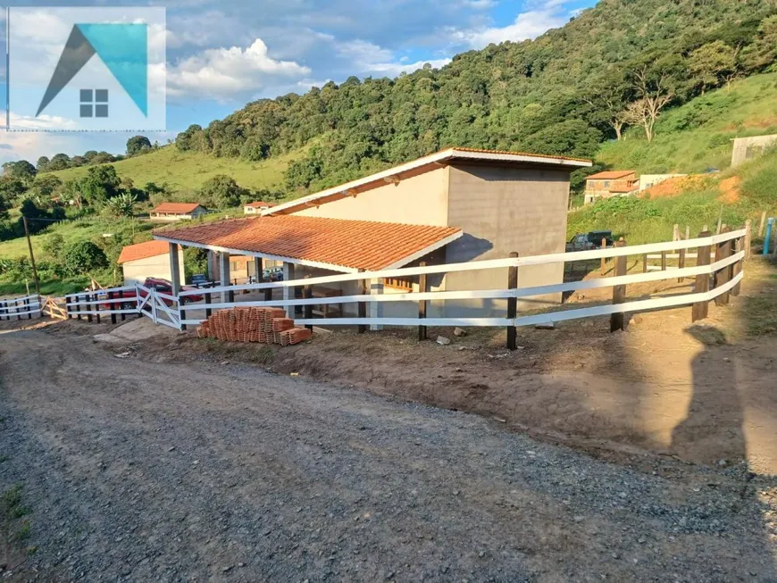 Foto 1 de Fazenda/Sítio com 1 Quarto à venda, 80m² em , Camanducaia