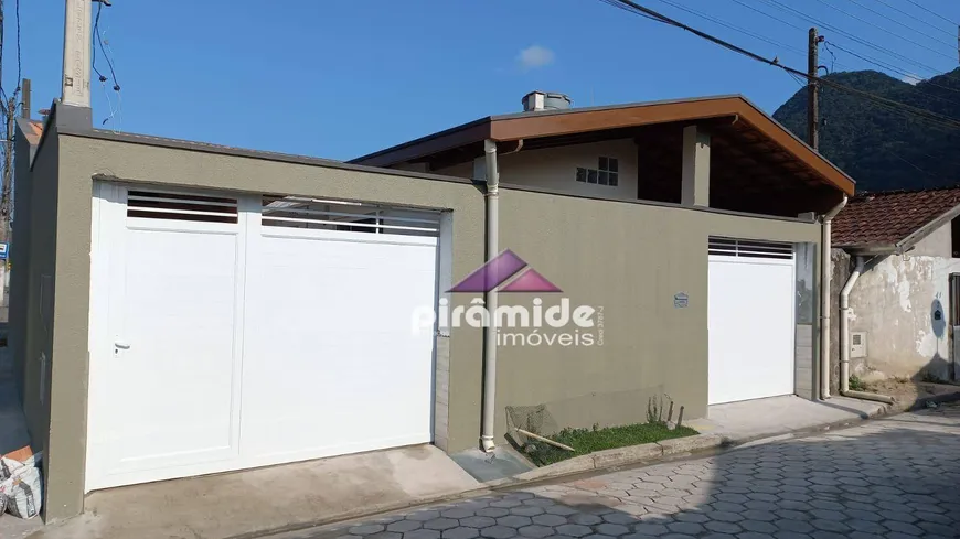 Foto 1 de Casa com 2 Quartos à venda, 140m² em Jardim Casa Branca, Caraguatatuba