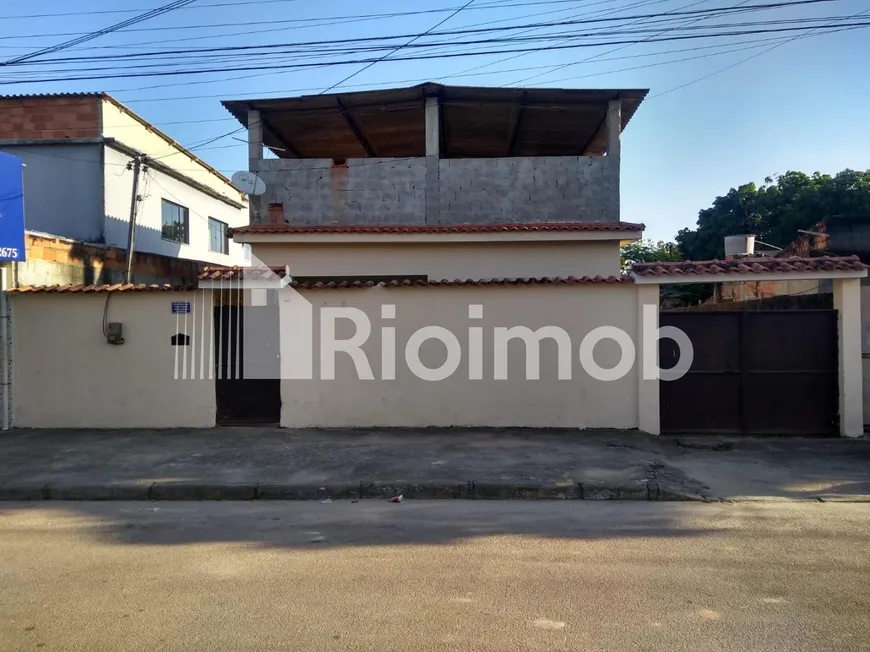 Foto 1 de Casa com 2 Quartos à venda, 120m² em Parada Morabi, Duque de Caxias