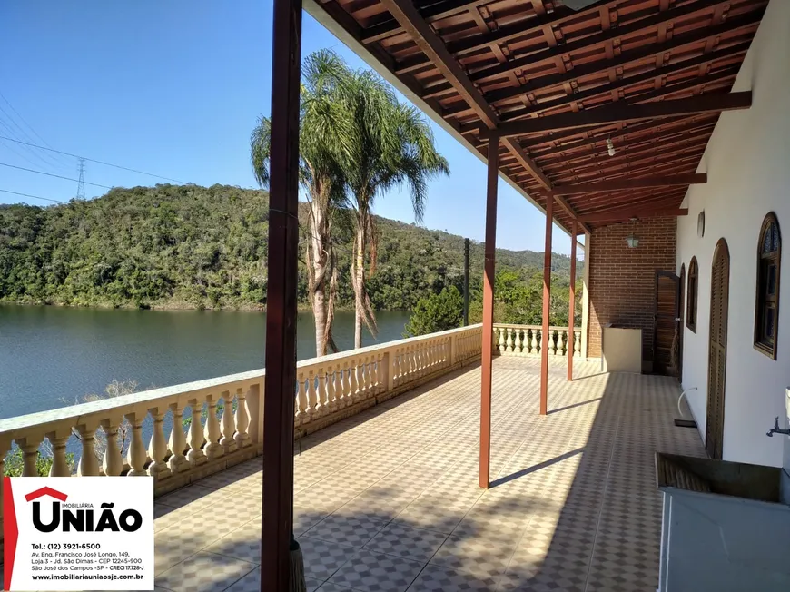 Foto 1 de Fazenda/Sítio com 2 Quartos à venda, 4000m² em Vilagio Paraibuna, Paraibuna