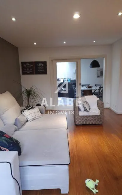 Foto 1 de Casa com 3 Quartos à venda, 205m² em Campo Belo, São Paulo