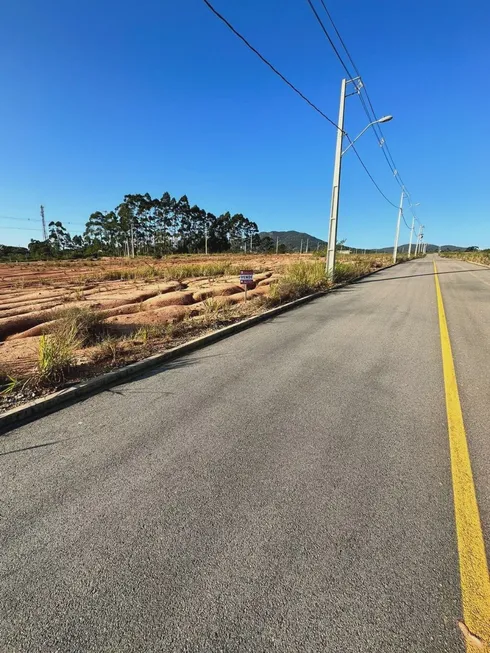 Foto 1 de Lote/Terreno à venda, 360m² em Areias Do Meio, Governador Celso Ramos