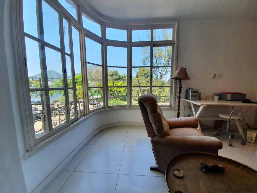 Foto 1 de Apartamento com 4 Quartos à venda, 223m² em Lagoa, Rio de Janeiro