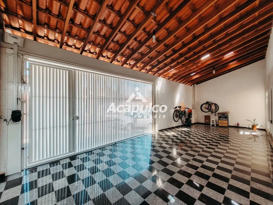 Foto 1 de Casa com 2 Quartos à venda, 116m² em Conjunto Habitacional 31 de Marco, Santa Bárbara D'Oeste