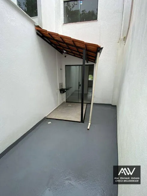 Foto 1 de Casa de Condomínio com 2 Quartos à venda, 115m² em Fontesville, Juiz de Fora