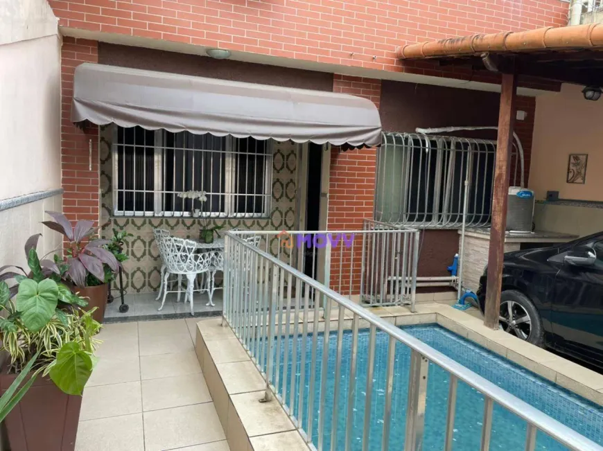 Foto 1 de Casa com 4 Quartos à venda, 182m² em Colubandê, São Gonçalo