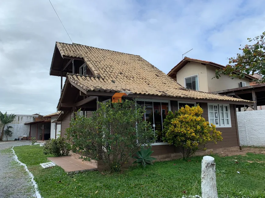 Foto 1 de Casa com 3 Quartos à venda, 155m² em São João do Rio Vermelho, Florianópolis