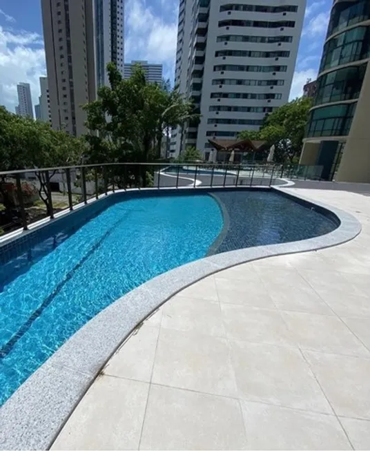 Foto 1 de Apartamento com 4 Quartos à venda, 135m² em Boa Viagem, Recife