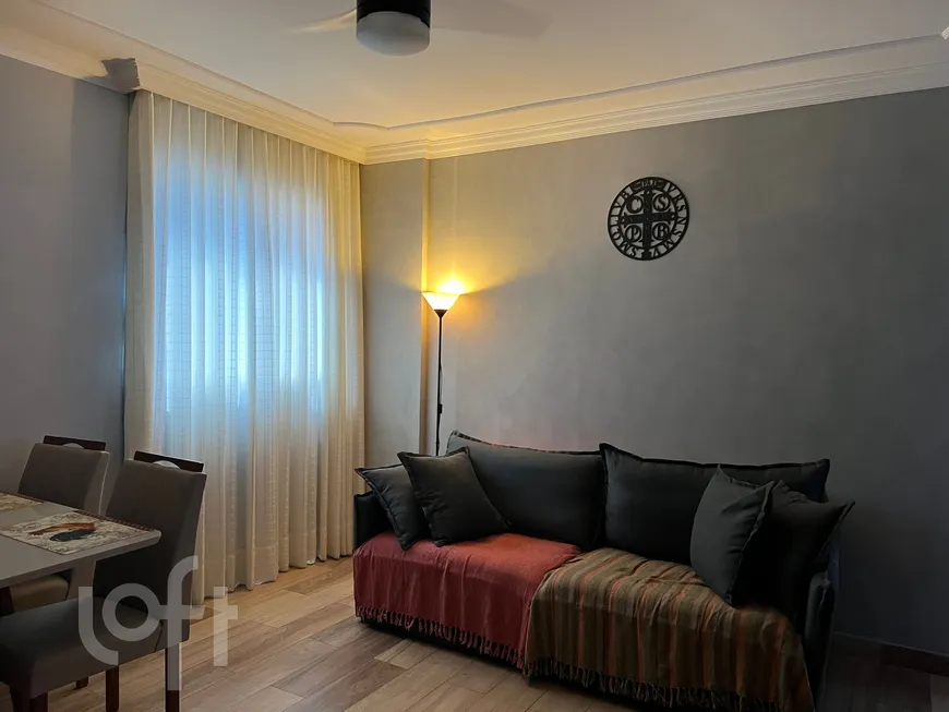 Foto 1 de Apartamento com 2 Quartos à venda, 69m² em Sagrada Família, Belo Horizonte