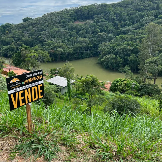 Foto 1 de Lote/Terreno à venda, 700m² em , Areal