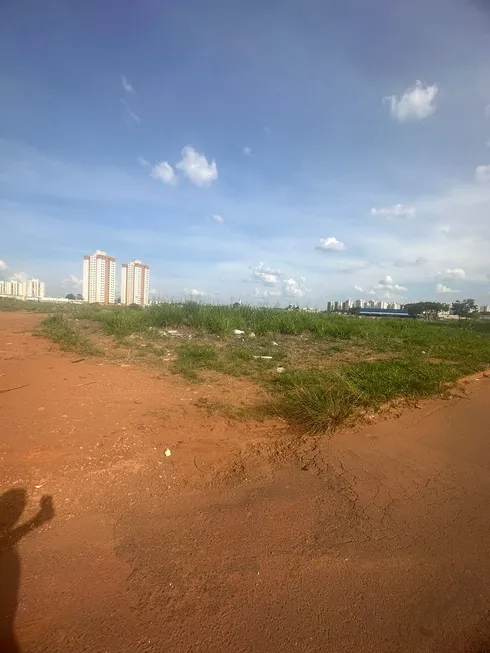 Foto 1 de Lote/Terreno à venda, 1246m² em Parque Oeste Industrial, Goiânia