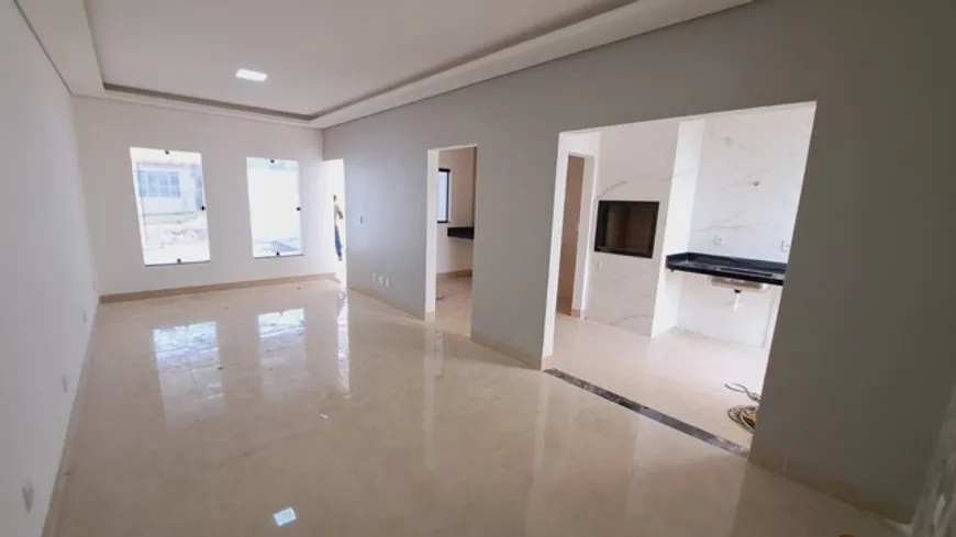 Foto 1 de Casa com 3 Quartos à venda, 122m² em Santa Cruz, Cuiabá