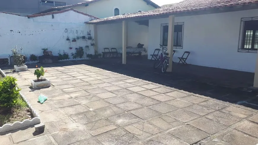 Foto 1 de Casa com 3 Quartos à venda, 450m² em Sao Francisco, Cabo Frio