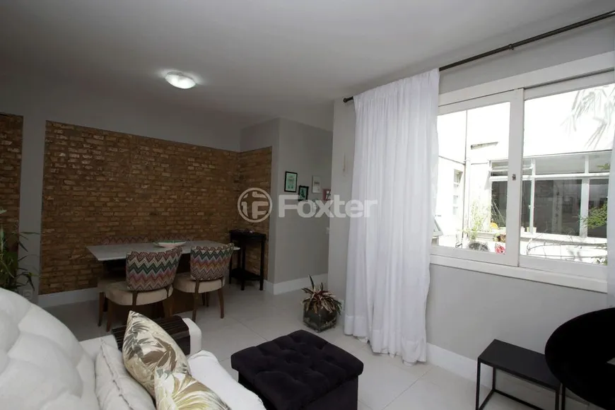 Foto 1 de Apartamento com 2 Quartos à venda, 80m² em Bela Vista, Porto Alegre