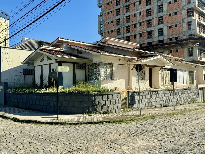 Foto 1 de Imóvel Comercial com 5 Quartos para alugar, 444m² em Victor Konder, Blumenau