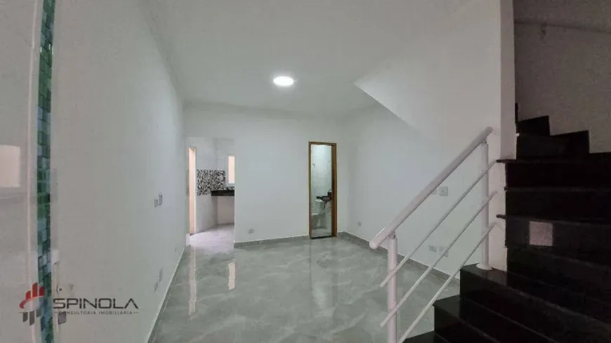 Foto 1 de Casa de Condomínio com 2 Quartos à venda, 63m² em Jardim Imperador, Praia Grande