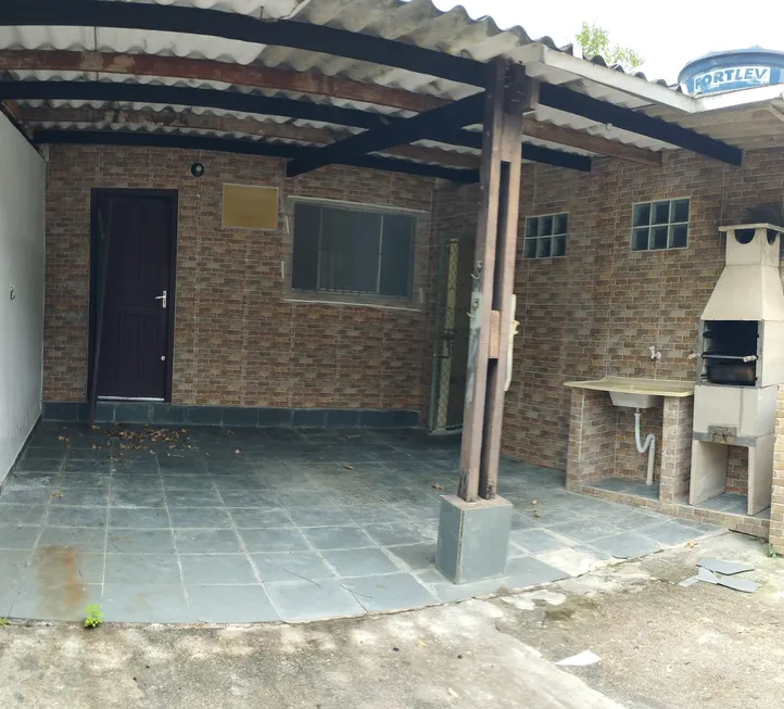 Foto 1 de Casa com 2 Quartos à venda, 400m² em Boiçucanga, São Sebastião