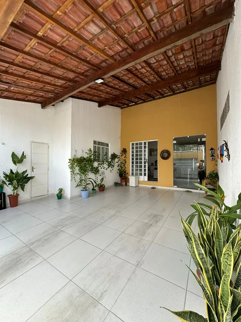 Foto 1 de Casa com 3 Quartos à venda, 100m² em Renascença, Teresina