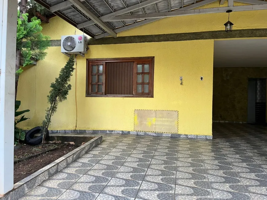 Foto 1 de Casa com 3 Quartos à venda, 231m² em Setor Sol Nascente, Goiânia