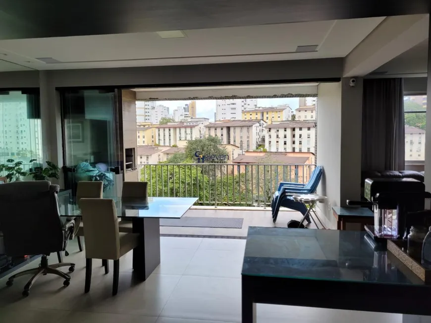 Foto 1 de Apartamento com 4 Quartos à venda, 214m² em Graça, Salvador