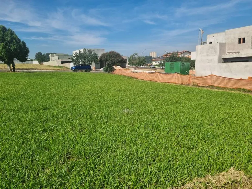 Foto 1 de Lote/Terreno à venda em Fazenda Santa Lúcia, Americana