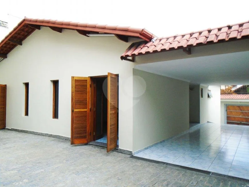 Foto 1 de Casa com 3 Quartos à venda, 230m² em Jardim Petrópolis, São Paulo