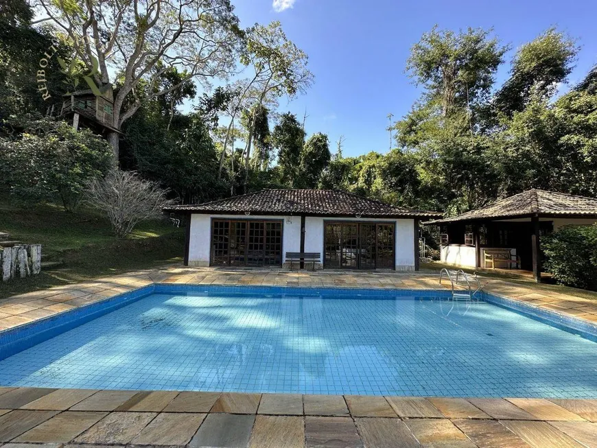 Foto 1 de Fazenda/Sítio com 6 Quartos à venda, 58400m² em Secretário, Petrópolis