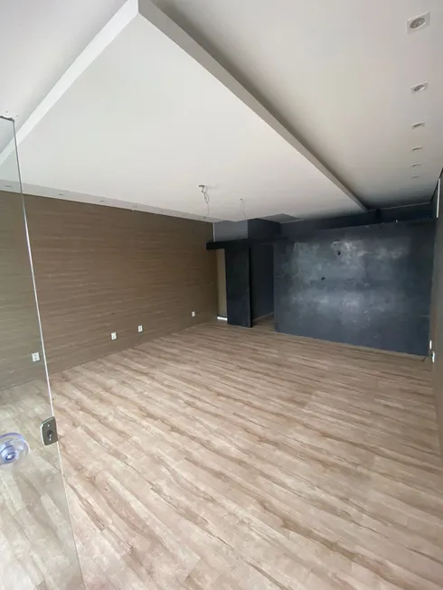 Foto 1 de Sala Comercial para alugar, 35m² em Nossa Senhora das Graças, Manaus