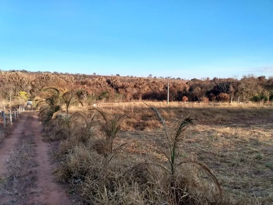 Foto 1 de Fazenda/Sítio com 1 Quarto à venda, 60m² em , Prata