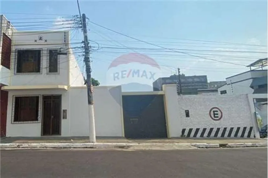 Foto 1 de Casa com 4 Quartos à venda, 190m² em Centro, Manaus