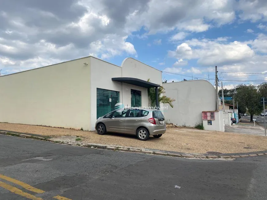 Foto 1 de Casa com 2 Quartos para alugar, 103m² em Vila Lemos, Campinas