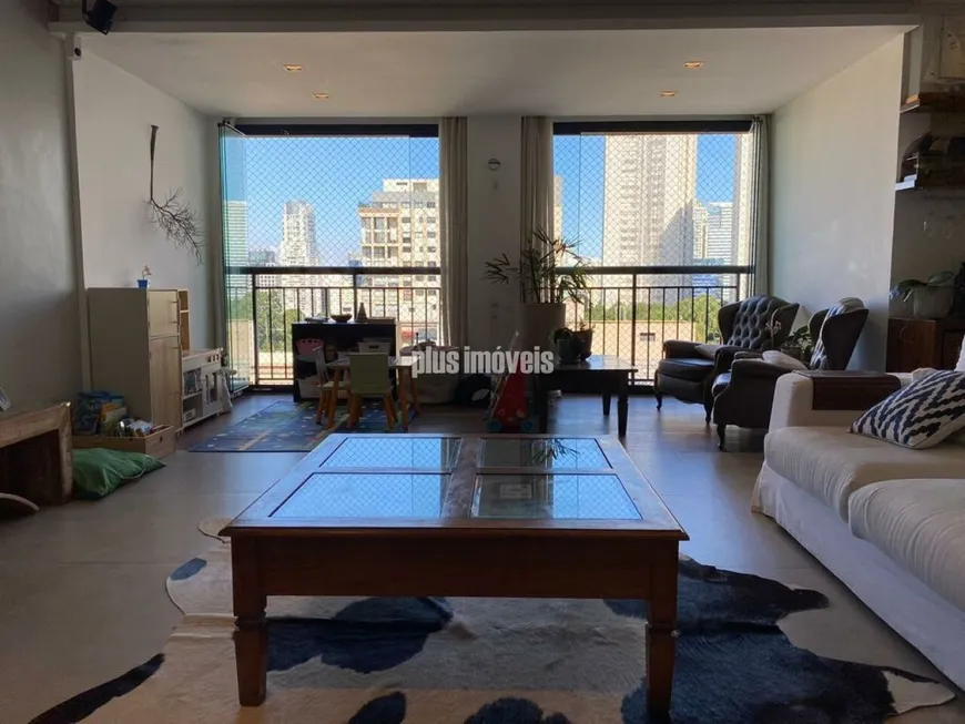 Foto 1 de Apartamento com 2 Quartos à venda, 146m² em Cidade Jardim, São Paulo