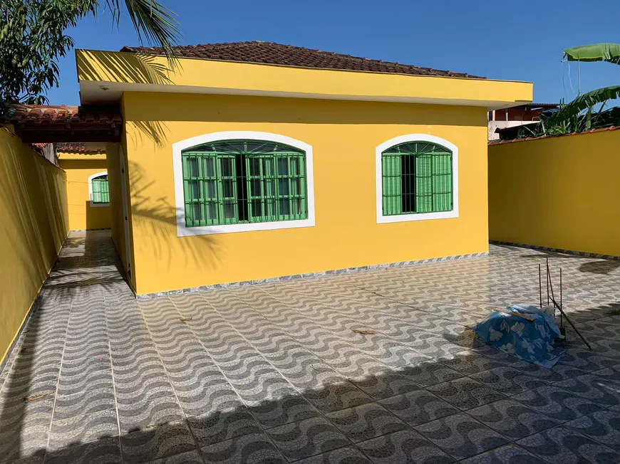 Foto 1 de Casa com 4 Quartos à venda, 180m² em Nova Itanhaém, Itanhaém