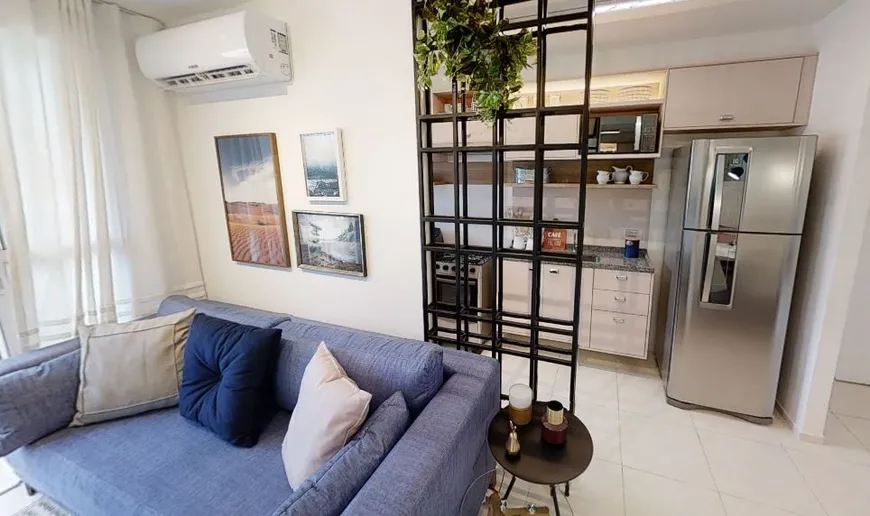 Foto 1 de Apartamento com 3 Quartos à venda, 57m² em Barra da Tijuca, Rio de Janeiro