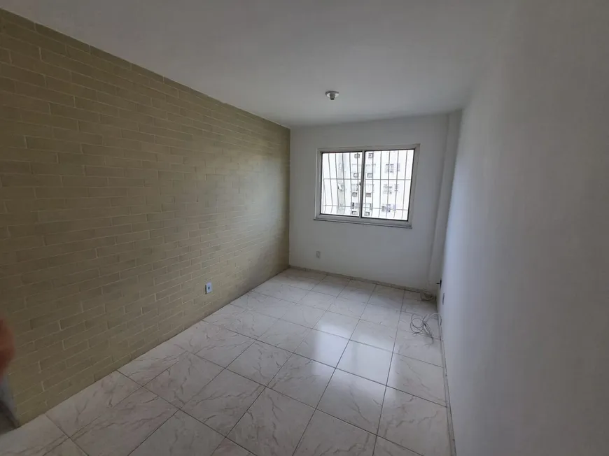 Foto 1 de Apartamento com 10 Quartos à venda, 70m² em Mangueira, São Gonçalo