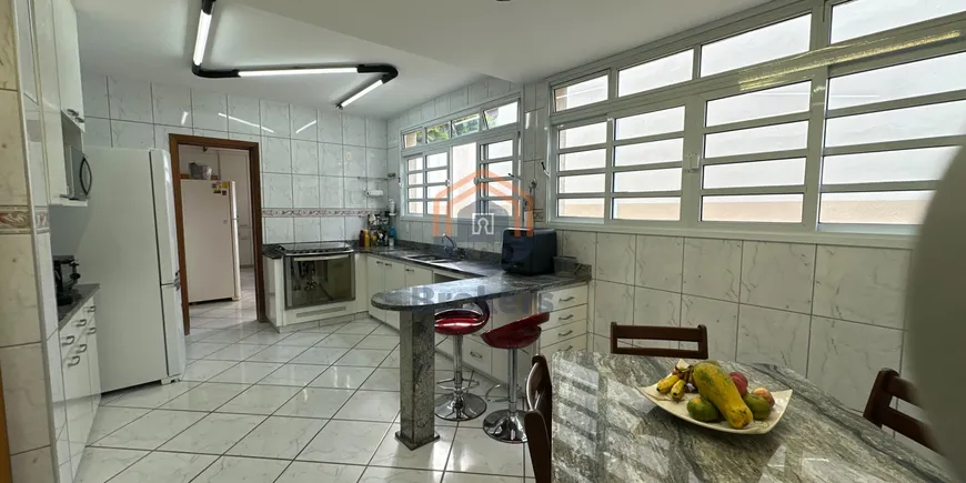 Foto 1 de Casa de Condomínio com 3 Quartos à venda, 291m² em Jardim Santa Teresa, Jundiaí